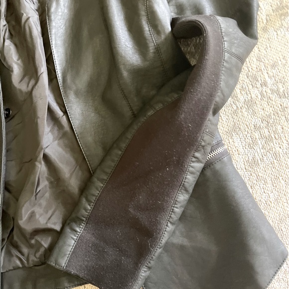 Black faux leather dress jacket - Picture 3 of 3